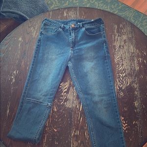 Straight ankle high waisted jeans